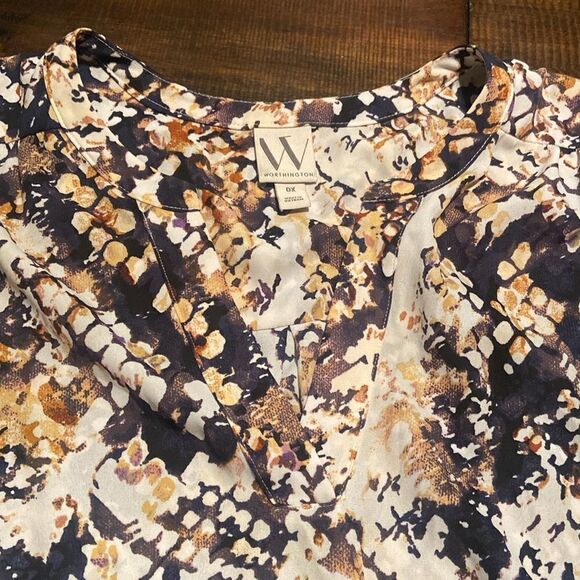 Ladies Worthington Printed blouse Size 0X - Picture 3 of 5
